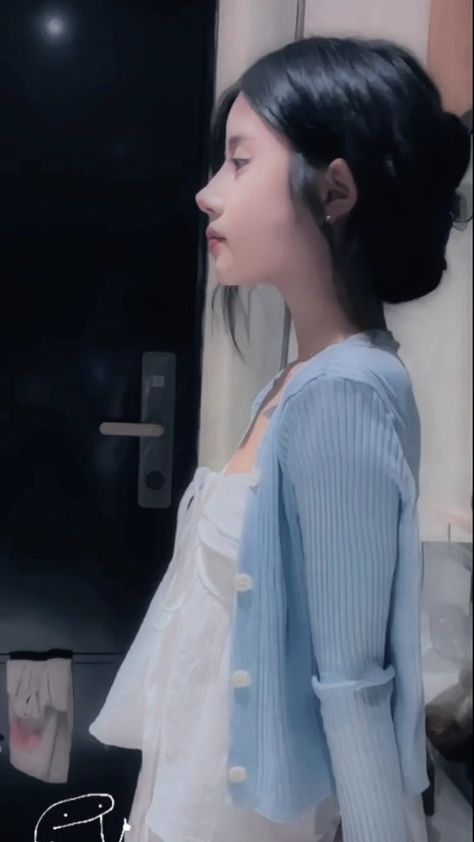 亚洲精品一区二区三区四区高清